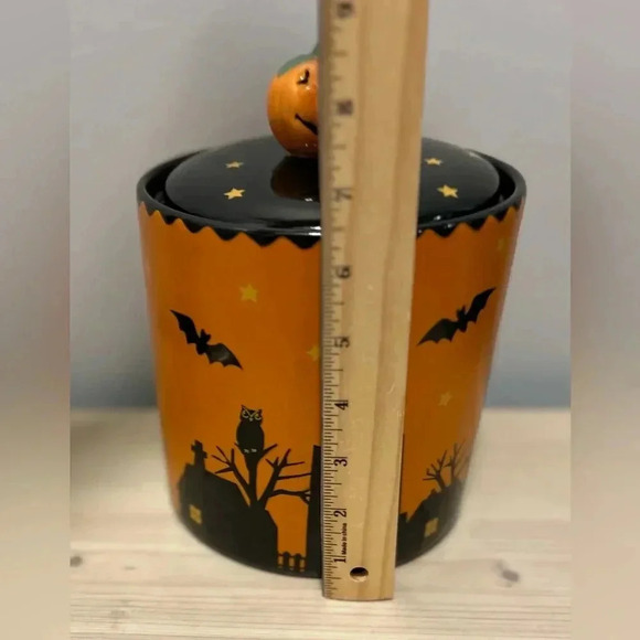 Halloween Canister Spooky Town Witch, Moon, Stars, Bats, Owl, Black Cat, Pumpkin - Picture 8 of 9